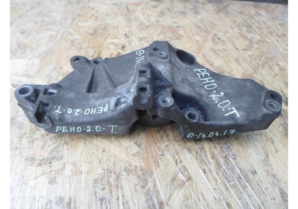 кронштейн генератора Renault 1.9 dci, 2.0 16 V Turbo, 8200100148