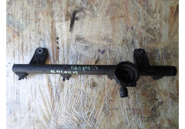паливна рампа Renault Clio II,Symbol II,Kangoo,Logan,Sandero 1.4, 7700274294, 8200494284, 7700273702
