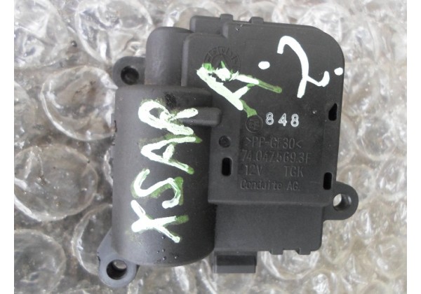 моторчик пічки,сервопривід Xsara II,2.0 hdi,12 V,9635778680