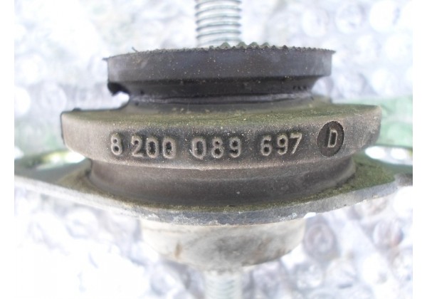 Опора двигуна ліва Renault Kangoo, Clio II, Symbol II, 19, 21, Megane, Scenic 1.2, 1.4, 1.6, 1.5dci, 8200089697, 7700788318