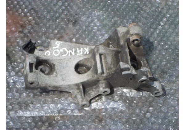 кронштейн генератора Renault Kangoo,Megane II, Scenic II,Clio II 1.5dci, 8200185605,8200101196