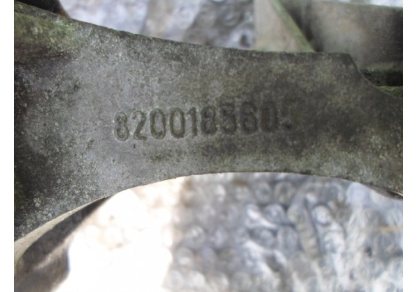 кронштейн генератора Renault Kangoo,Megane II, Scenic II,Clio II 1.5dci, 8200185605,8200101196