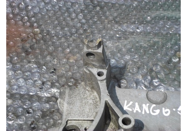 кронштейн кріплення ТНВД Renault Kangoo, II, Megane II, Scenic II, Clio II, Logan, Sandero 1.5dci, 8200101196