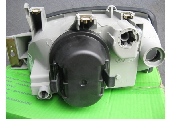 Фара передня права Renault Clio , 7701042148, 03/96-02/98