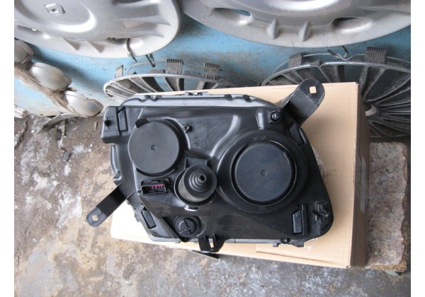 Фара ліва, чорна Renault Duster, 10-15