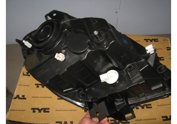 Фара ліва, білий поворотник Renault Kangoo, 03-08, 8200236590