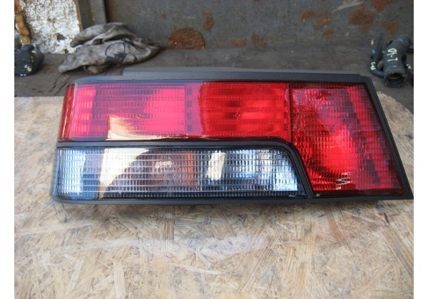 Ліхтар задній лівий Peugeot 405, '87 -92, седан, 635063, з тримачем лампи