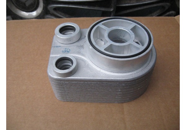 Теплообмінник, охолоджувач оливи Renault 1.5 dci з 2006 року , 8200779744, 820026793, 8200923115, 8200267937