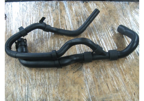 патрубок охолодження нижній Peugeot, Citroen 1.8, 1.9D, (XUD), 1351V8