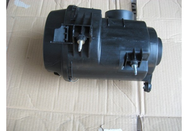 Корпус повітряного фільтра DW8 Peugeot, Citroen 1.8, 1.9 d, 1427 H2, 9639562980