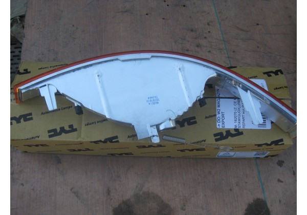 Поворот правий жовтий Renault Master II, 03-10, 8200163918