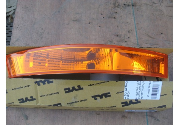 Поворот правий жовтий Renault Master II, 03-10, 8200163918