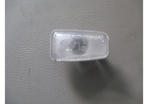 Показчик повороту боковий Peugeot Partner, 106, 306, 406, Expert, 806, Citroen Berlingo, Evasion, Jumpy, Xsara, XM, Xantia, Saxo, ZX, Fiat  Scudo, Ulysse, 630359 , 632567 , 9613702180 , 9633513780