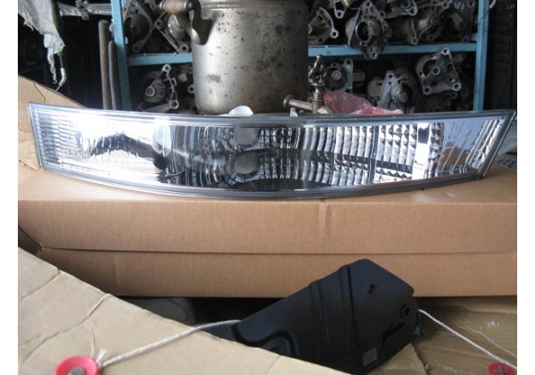 Поворотник лівий димчастий Renault Master II, 03-10, 8200163916, 8200263356