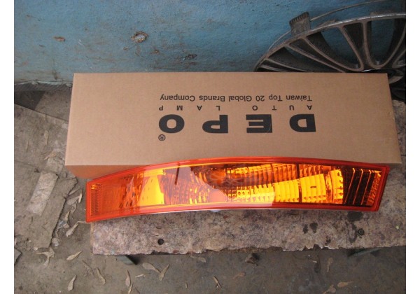 Поворотник лівий жовтий Renault Master II, 03-10, 8200163914, 89376312