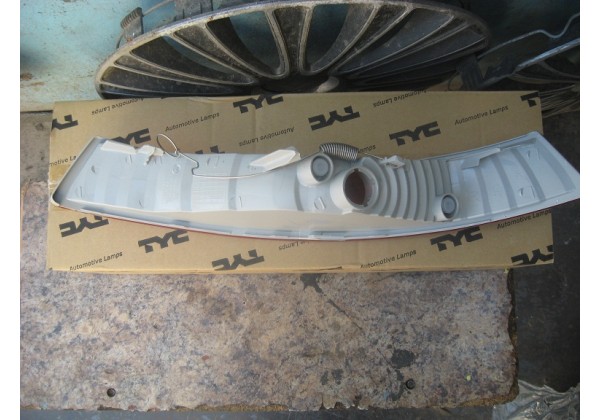 Покажчик повороту правий Renault Trafic II, 01-06, 8200007030, 2613000Q0A, 89005713, 26130-00Q0A