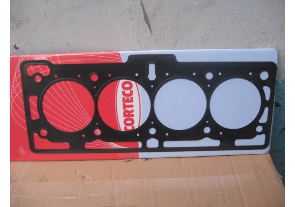 Прокладка головки циліндра Renault 1.4, 1.6 8V, 8200296969