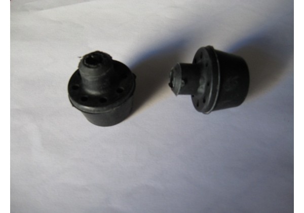 Подушка радіатора нижня Renault , 7700842041