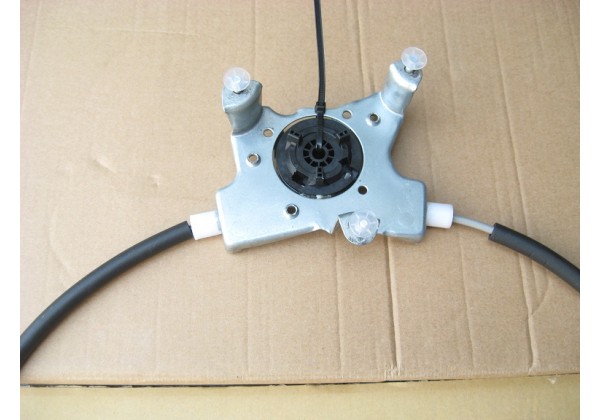 склопідйомник лівий передній електричний, без мотора Renault Scenic (95-99), Megane Scenic (99-03)