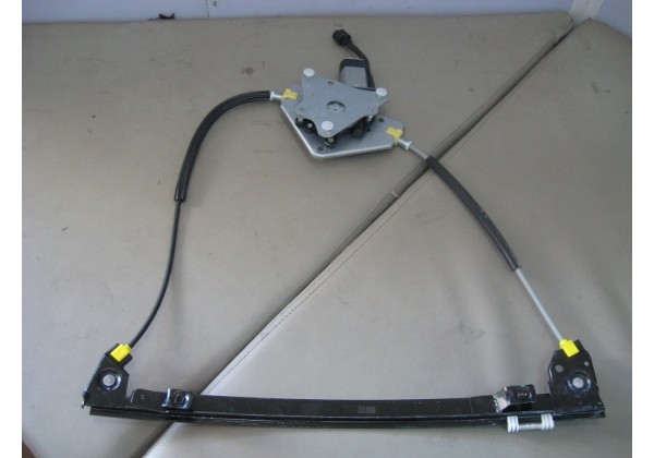 склопідйомник правий передній електричний Renault Megane, Scenic (95-99), Megane Scenic (99-03), 7700834346