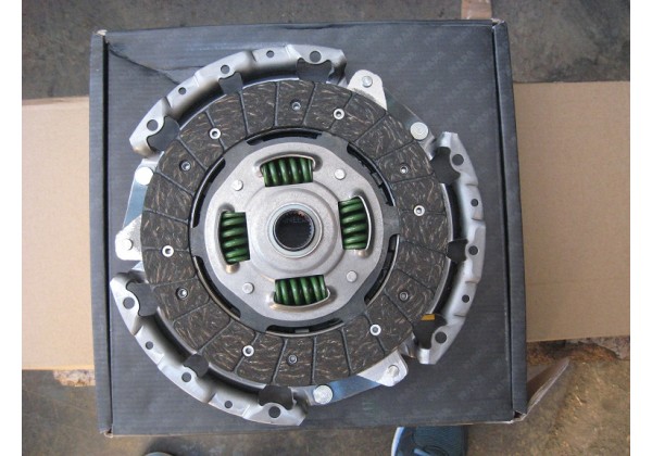 Комплект зчеплення Renault 1.4, 1.6 16V, 7701475246, 8200327497, 8200263297