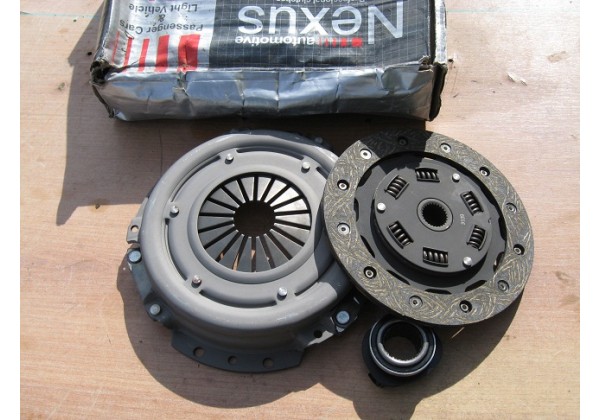 Комплект зчеплення Renault Clio, II, Megane, II, Kangoo, Logan, Twingo, Sandero 1.2, 1.4,  7701134828, 180X26