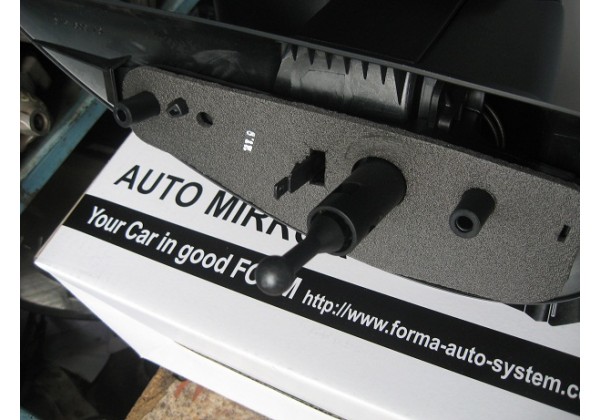 Дзеркало зовнішнє механічне праве Renault Kangoo II,  7701068848