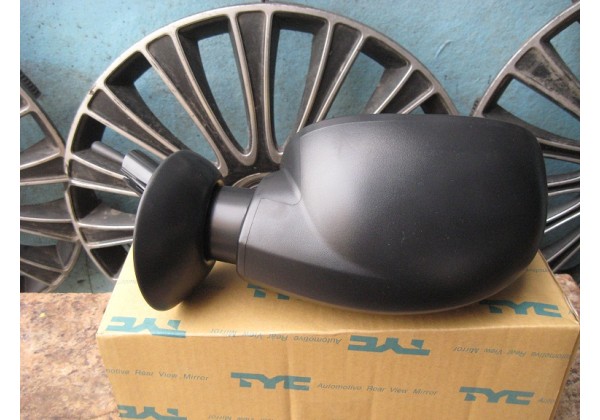 Дзеркало зовнішнє ліве механічне Renault Logan, 04-08, 6001546989