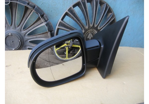 Дзеркало ліве електричне Renault Clio III, 09-13, 7701071872