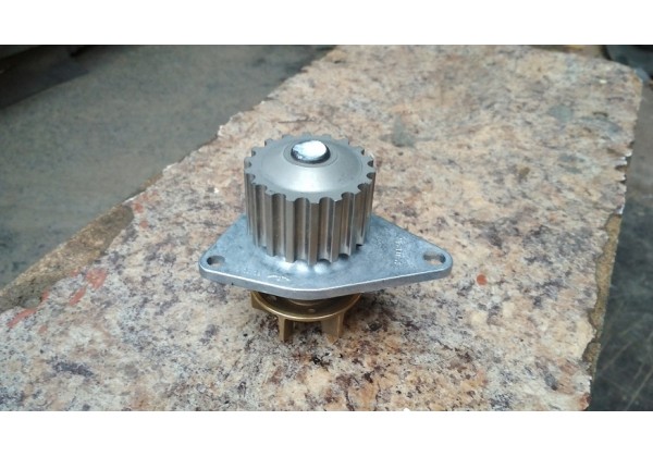 Водяний насос, помпа Peugeot, Citroen 1.4 16V, C2, C3, C4, 1007, 206, 207, 307, 1609417180, 4114101500