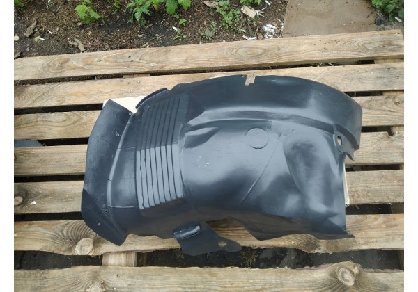 Підкрилок правий передній, передня частина Renault Scenic, 99-03, 7700432025