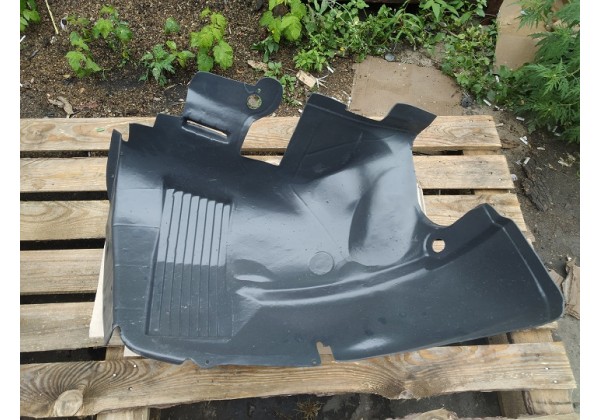 Підкрилок правий передній, передня частина Renault Scenic, 99-03, 7700432025