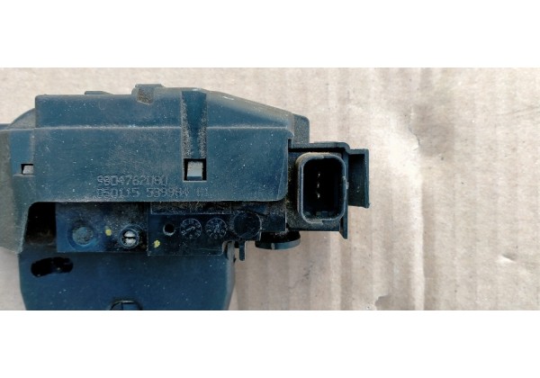 Замок кришки багажника електричний Peugeot 308 II, 3008, Expert III, Citroen C4 Picasso II, C4 Cactus, 9804762080