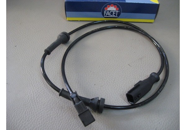 Датчик АБС задній Renault Scenic II, Grand Scenic II, Megane II, 8200416683