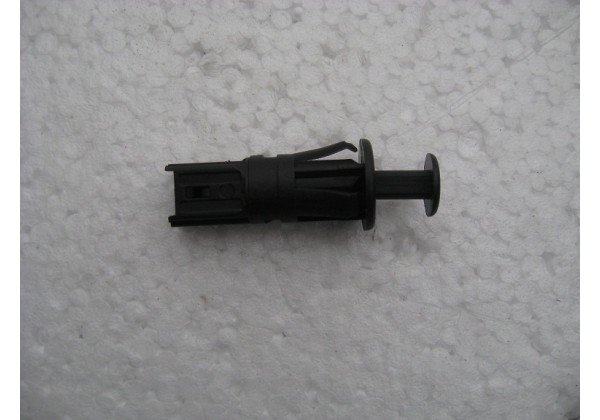 Кінцевик кришки багажника Renault, 7700429418