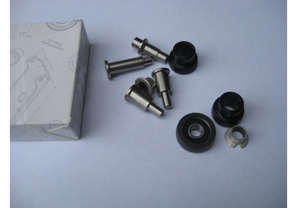 Ролик нижній правої здвижної двері Expert II, Jumpy II, Scudo II, 1498205080, 9033V1