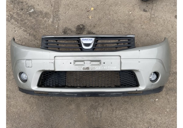 Бампер передній Dacia Sandero I, TEKNM