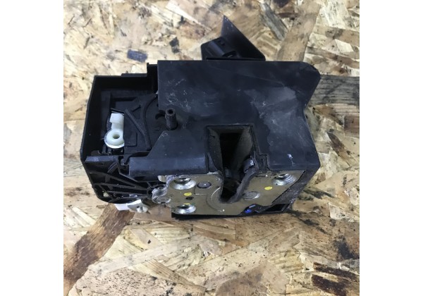 Замок дверки задньої правої Renault Sandero 2, Logan 2, 825022281R, 825024490R