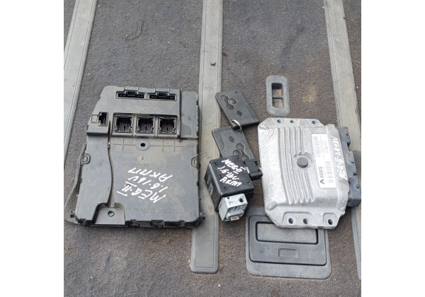 Комплект запалювання, ЕБУ, комп'ютер Renault Megane 2, Scenic 2, 1.6 16V, 8200321263, 8200298457, 8200306434, S118400220 C