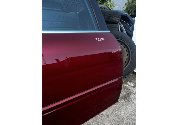 Дверка задня права Renault Laguna III, універсал, код фарби TENND, ціна за голу дверку 