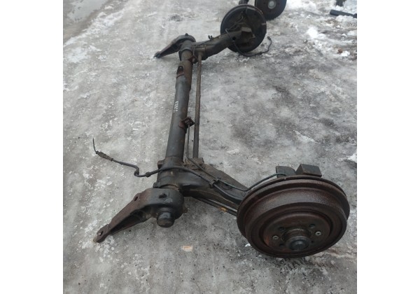 Балка задня двоторсіонна Рено Канго, комплектна 