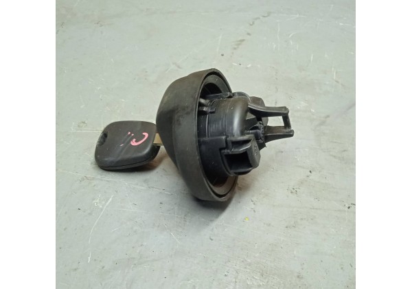 Кришка бензобака Citroen, Peugeot, 1508G0 *