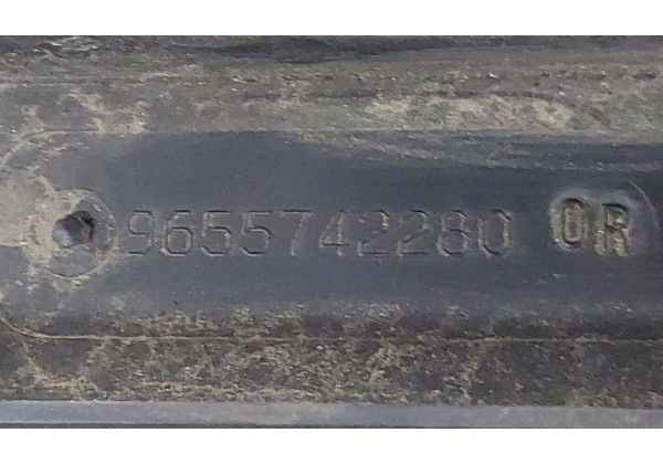 Патрубок повітряного фільтра, забірник повітря Peugeot 307, 1.6 HDi, 9655742280
