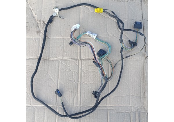 Проводка фар Меган 2 дорестайл, штеккер на блок запобіжників цілий, 8200171531