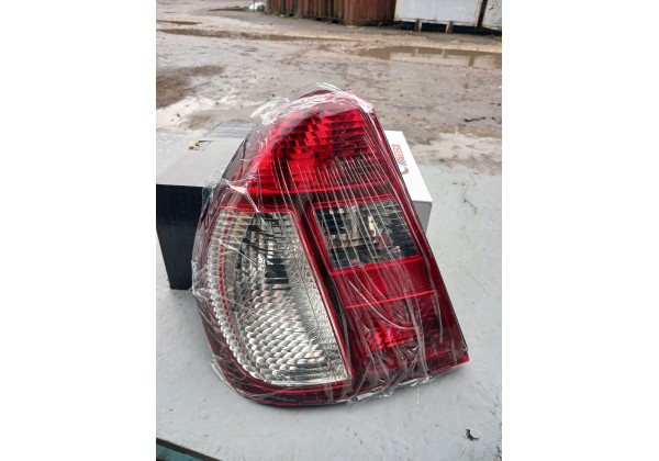 Ліхтар задній лівий без патрона Renault Clio II, Symbol, 8200403981