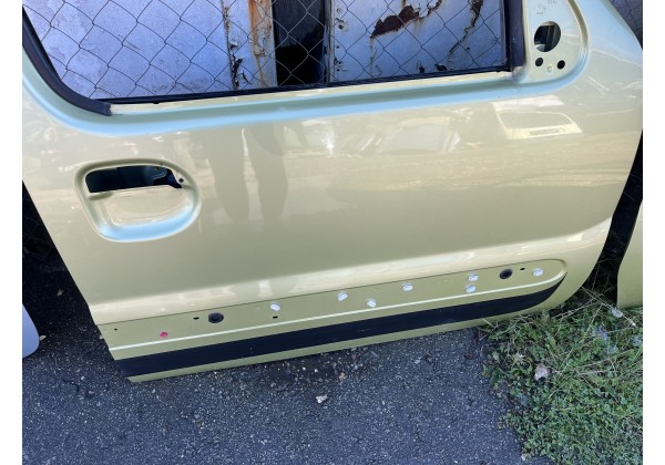 Дверка передня права Renault Kangoo