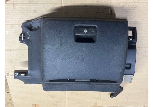 Бардачок центральний Citroen C4 Picasso, 9654110677