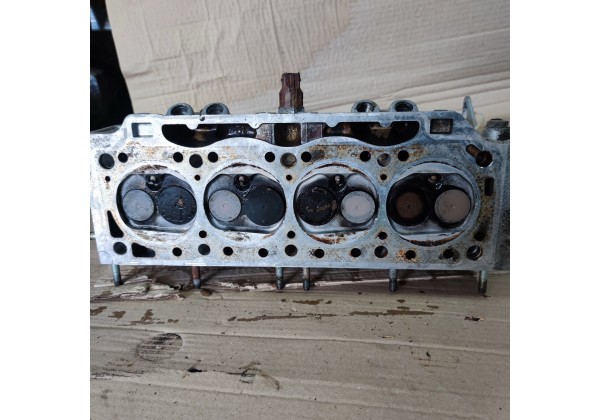 ГБЦ,головка двигуна 1.8 - 2.0 інжектор 8V, Renault 19, Laguna,Espace 3,Megane,Scenic