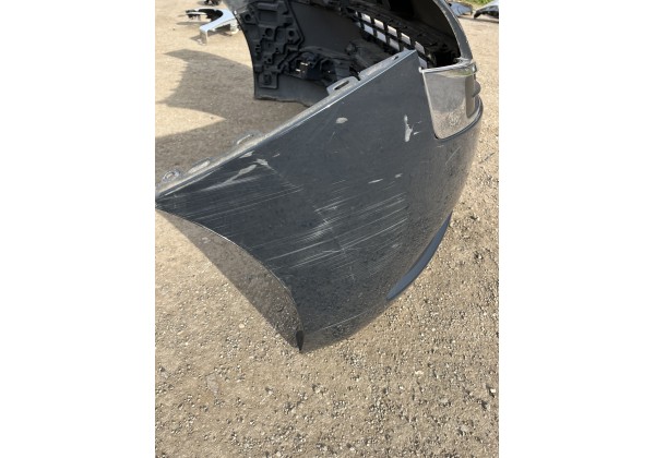 Бампер передній Peugeot 5008 09-13р Код фарби KTGA