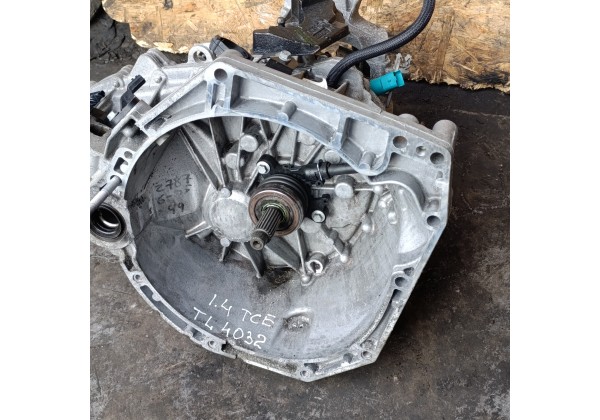 Коробка передач Рено Меган 3 для 1.4 тсе , TL4032